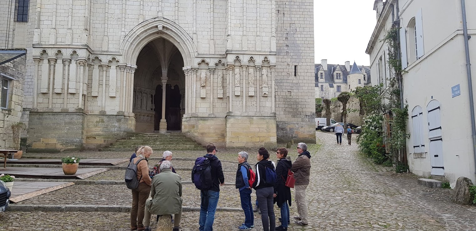 Balade guidée à Candes saint Martin