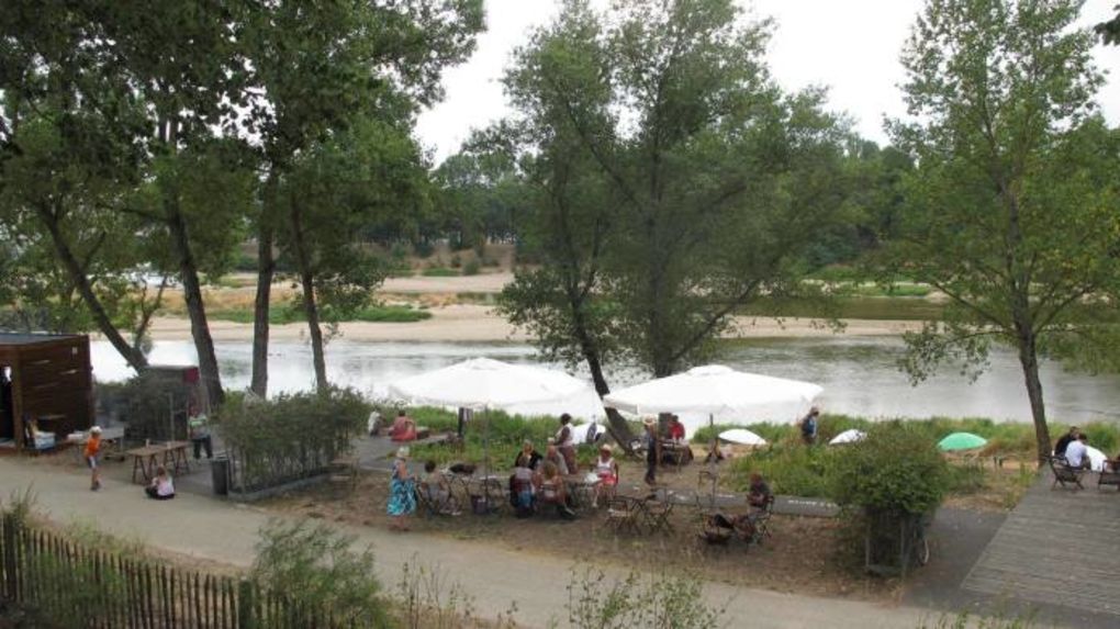 La plage de Tours - Nouvelle République