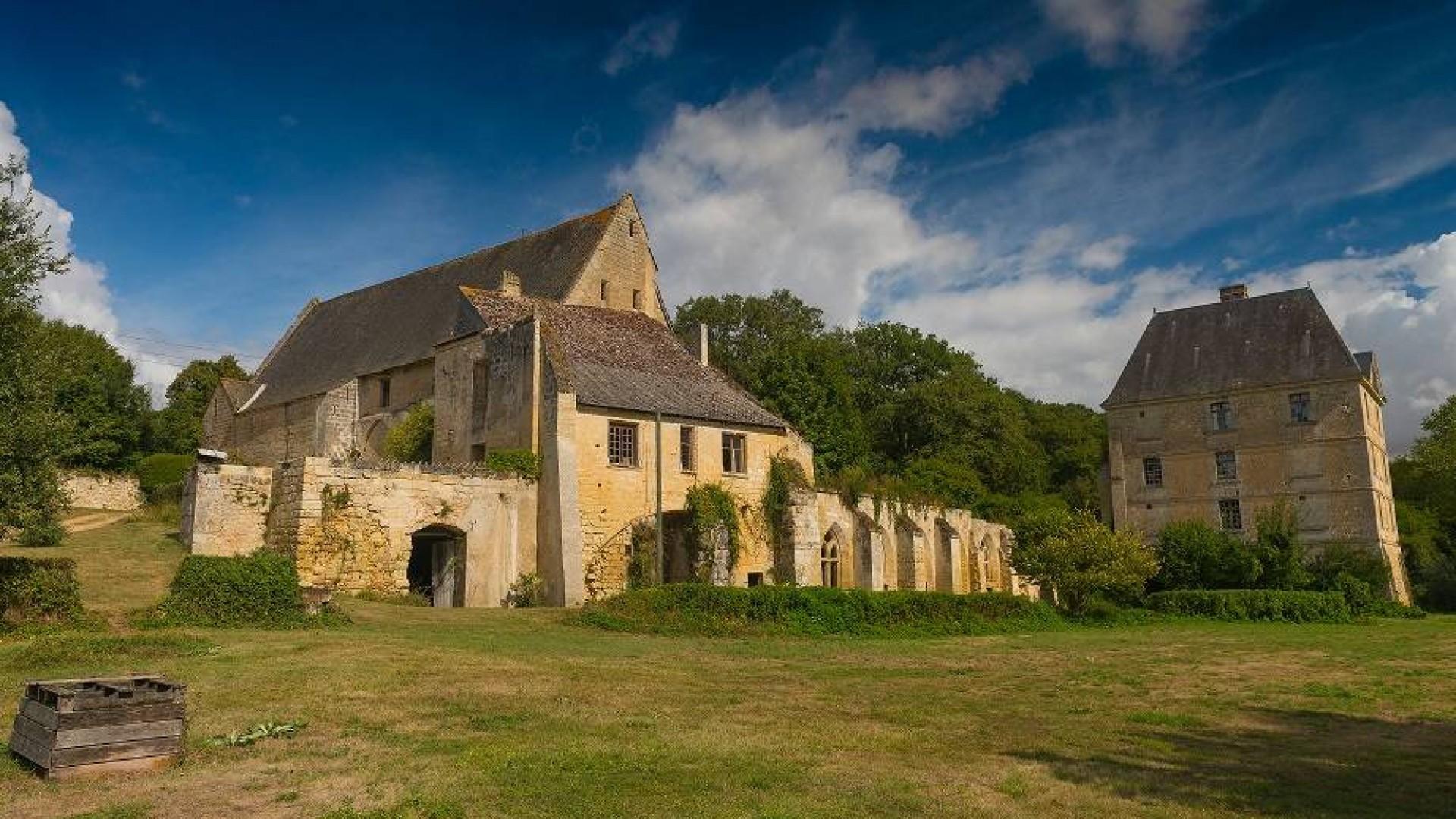 Abbaye de la Clarté Dieu - Visites, bivouacs et dégustation de vins